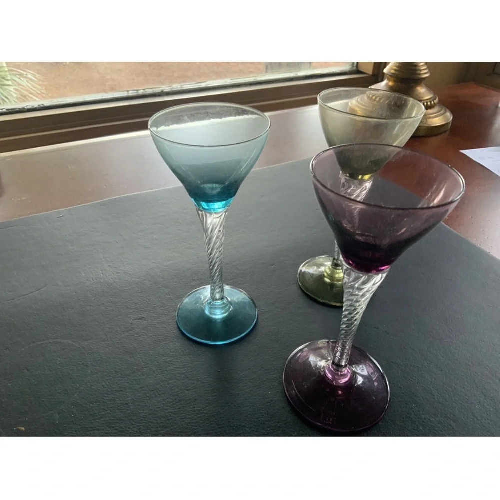 Cordial & Liqueur Glasses questions comment